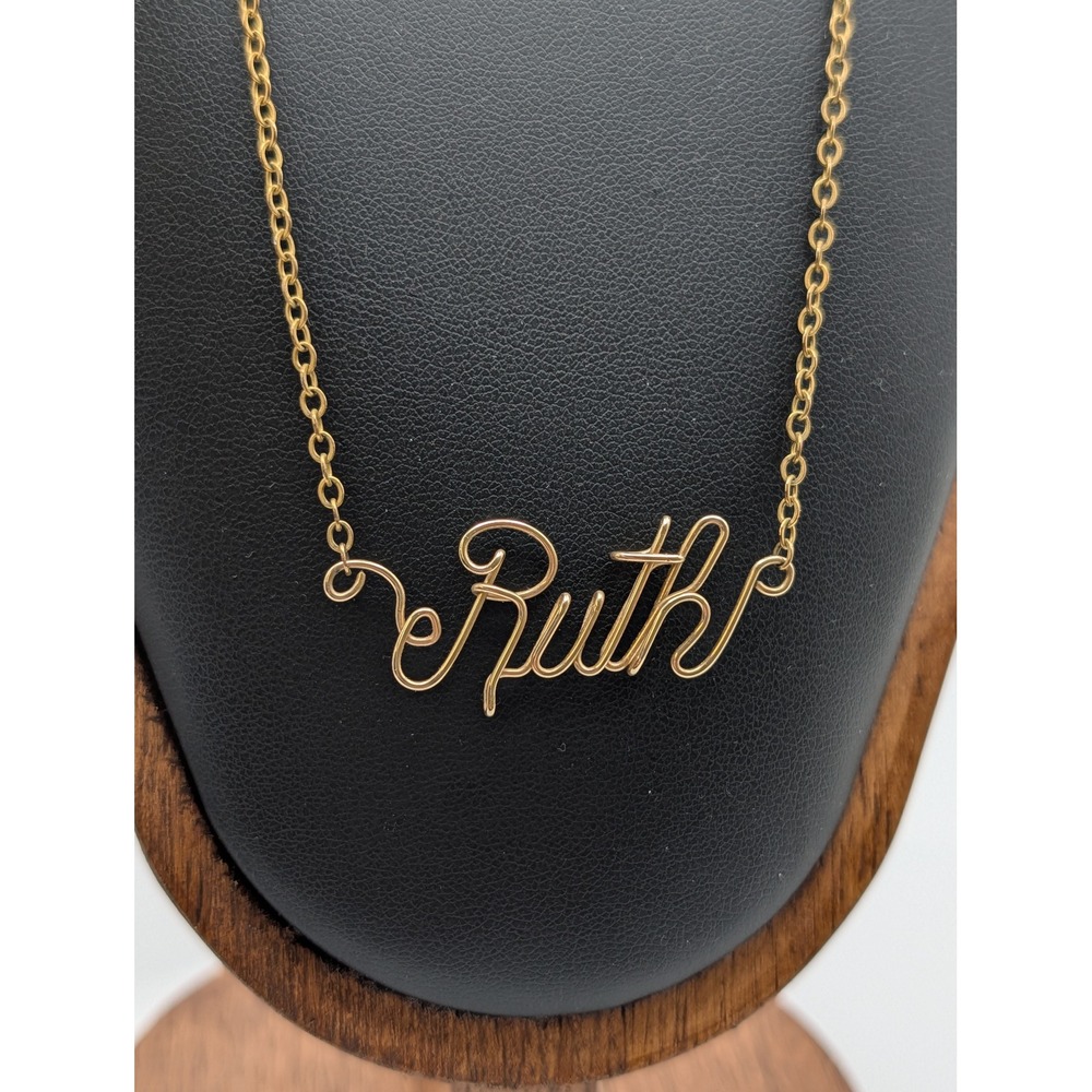Gold Tone Wire Wrapped Ruth Nameplate Necklace Cursive Script 15 Inch Chain